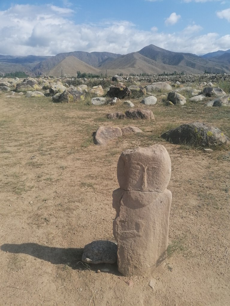 Bulbul Gedenksteine / memorial stones